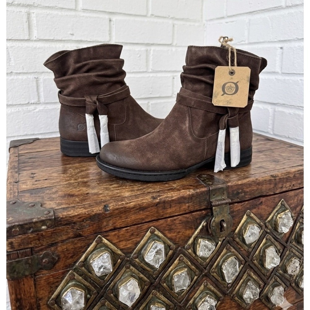 🔥Børn Kenya Dark Brown🤎 Distressed Suede Leather Ankle Booties  Size 7.5‎ M